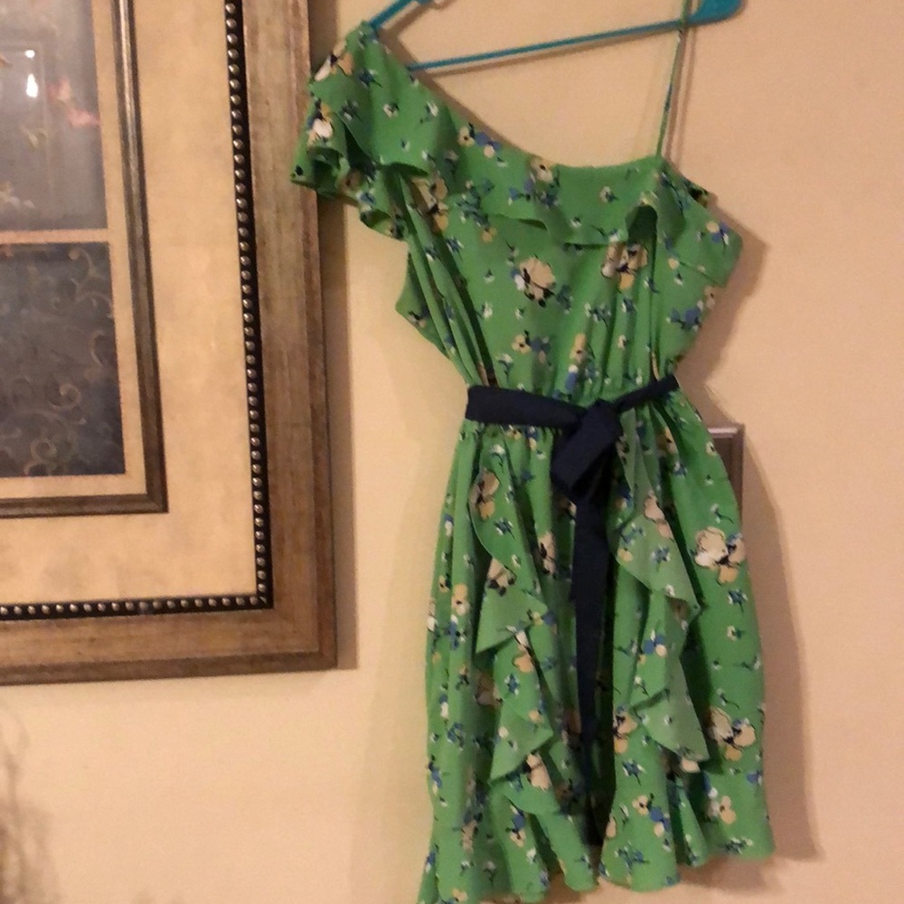 Cute dress, loved this for summer and spring !